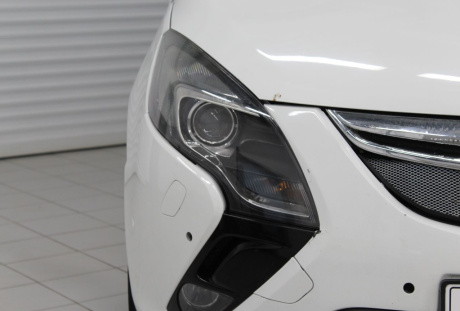 Opel Zafira 2013 года с пробегом 178 781 км, фото 3