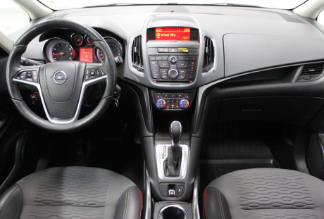Opel Zafira 2013 года с пробегом 178 781 км, фото 21