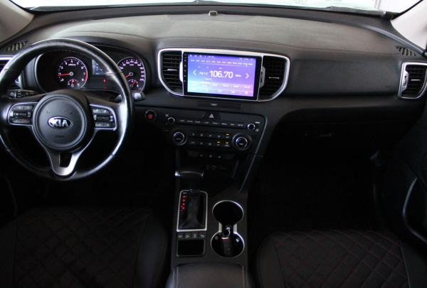 Kia Sportage 2018 года с пробегом 126 836 км, фото 14