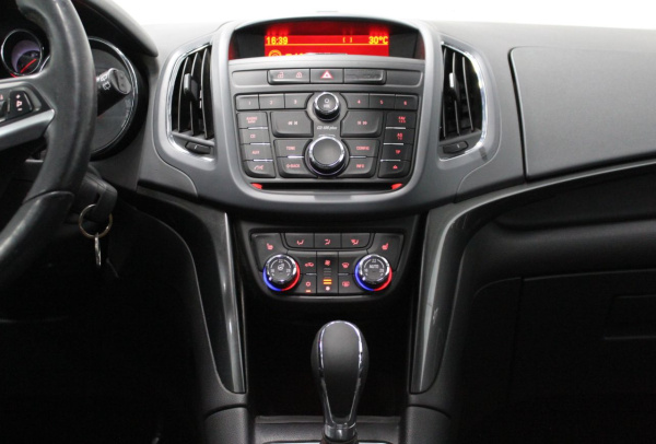 Opel Zafira 2013 года с пробегом 178 781 км, фото 20
