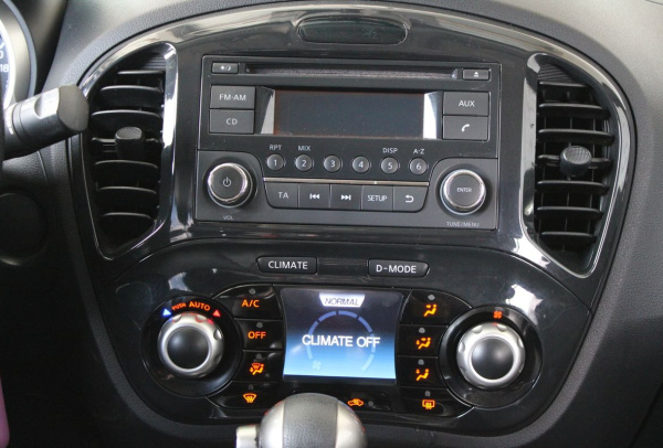 Nissan Juke 2012 года с пробегом 165 705 км, фото 15