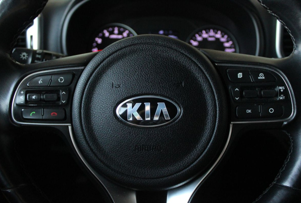 Kia Sportage 2018 года с пробегом 126 836 км, фото 19
