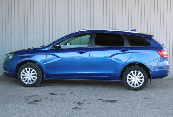 LADA Vesta SW 2021 года с пробегом 50 538 км, фото 9