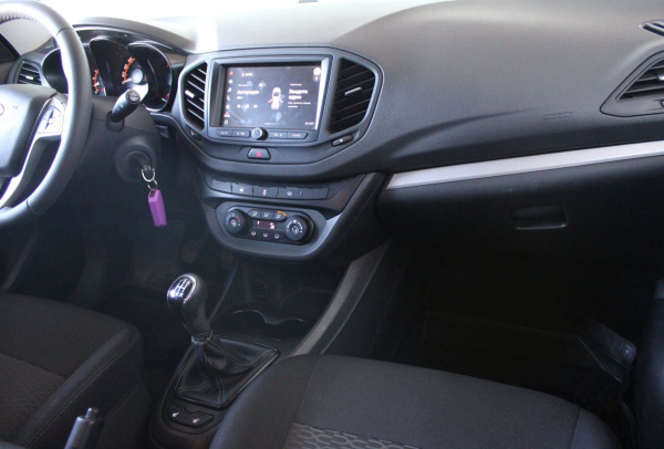 LADA Vesta SW 2021 года с пробегом 50 538 км, фото 11